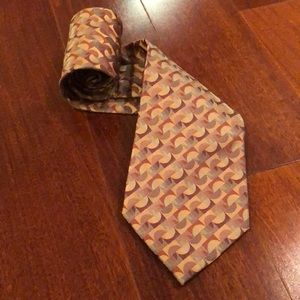 Men’s Van Heusen necktie- 100% silk tie